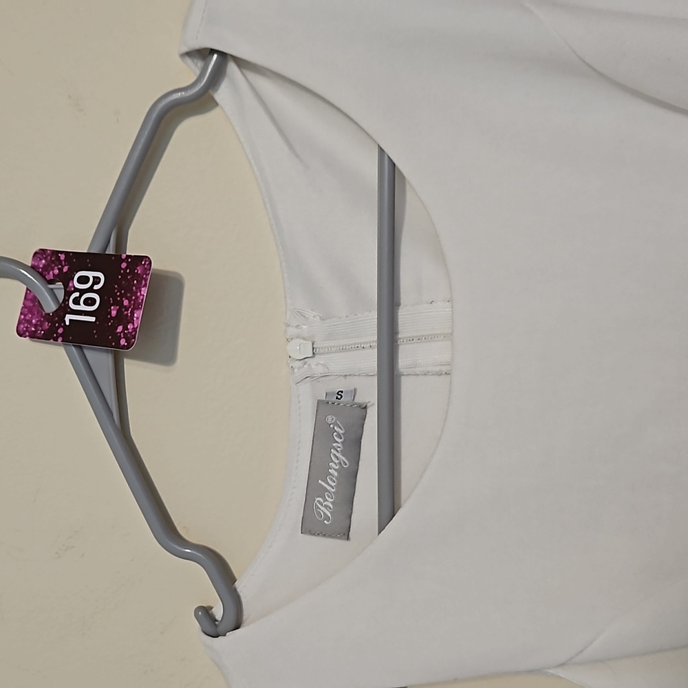 Belongsci White sleeveless cut put on the sides dress - Picture 7 of 7
